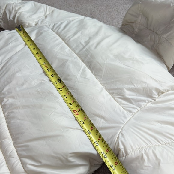 Abercrombie & Fitch A&F AIR CLOUD Puffer Parka Jacket WOMENS MEDIUM Ivory - Picture 8 of 8